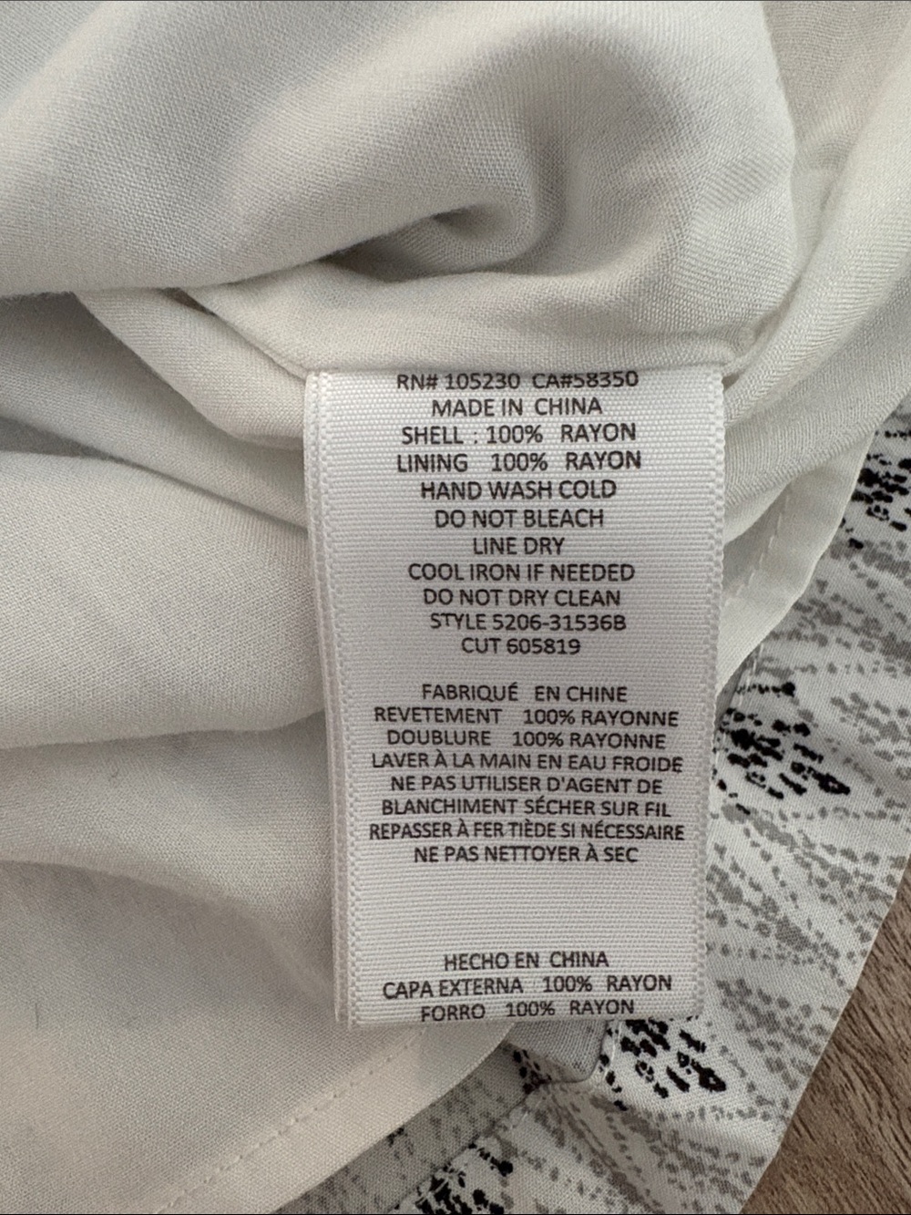Soft Joie Leiston Sleeveless Shift Dress Women’s Size Small White Grey - Picture 4 of 6